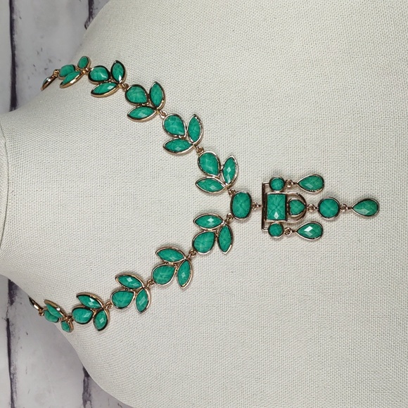 Amitra Singh Necklace/Earrings Set - Picture 3 of 15